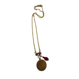 Vintage NOS Bee Charming Amour Token And Glass Leave Necklace (A5244)
